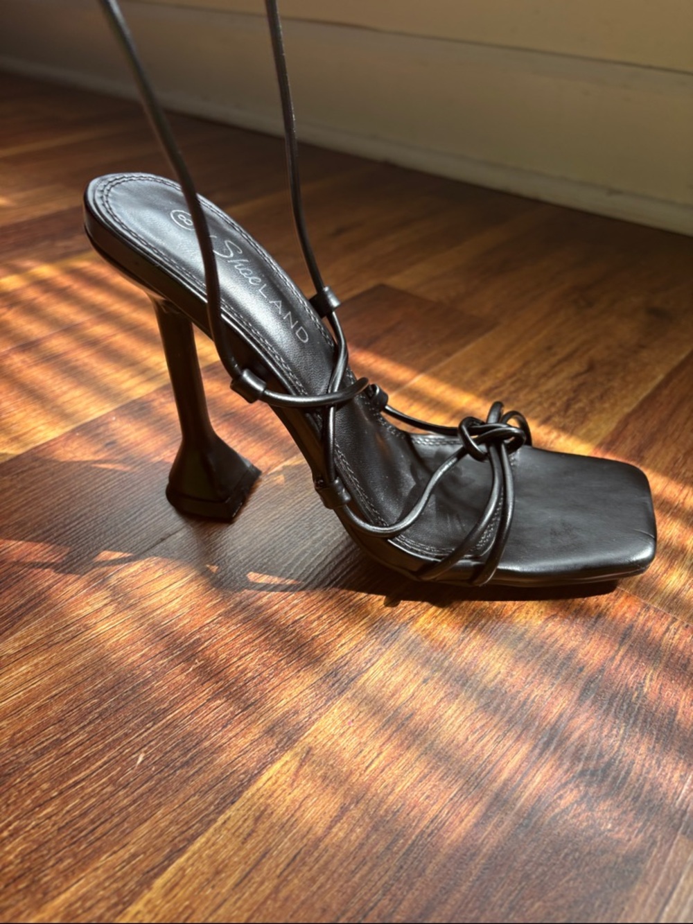 SUE LANd Black Strappy Square-Toe High Heel Sandals